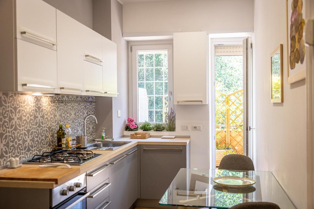 Amazing Viale Trastevere With Terrace Apartment Rom